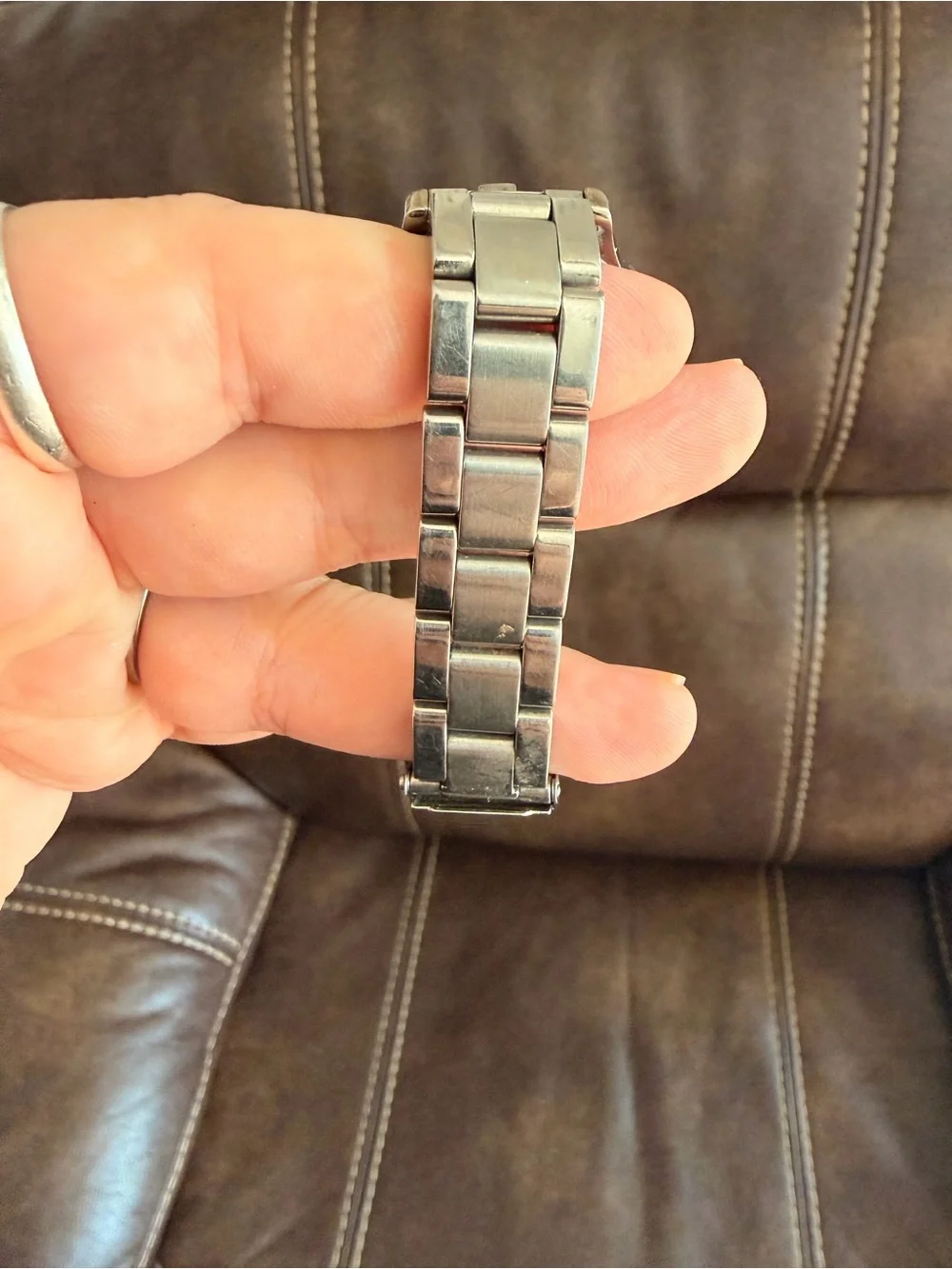 •FOSSIL• DRT Round Face Stainless Band Fold-Over Clasp Wrist Watch